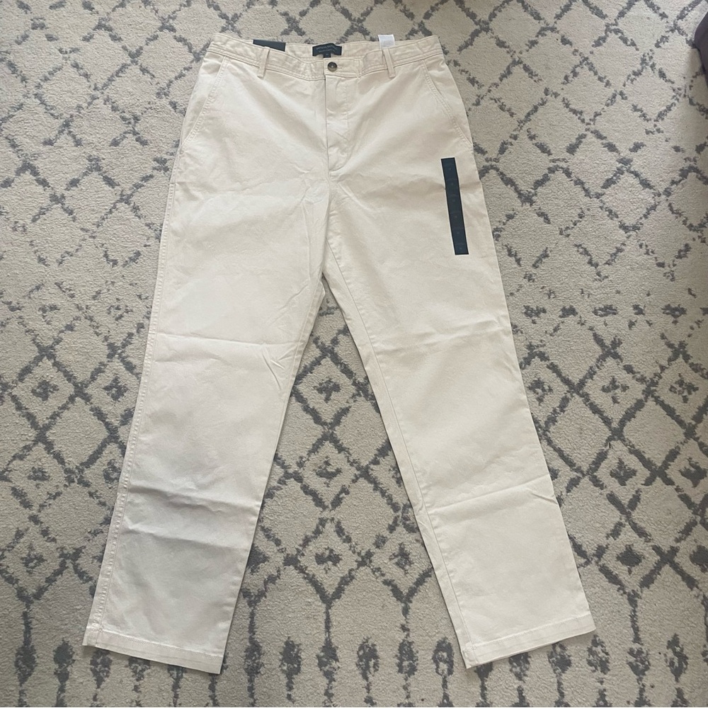 Banana Republic High Rise Authentic Chino size 14